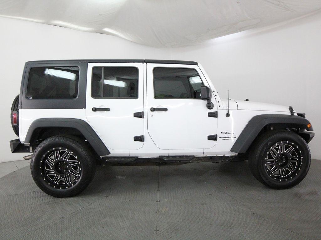 Jeep Wrangler Unlimited 4WD 4dr Sport 2016
