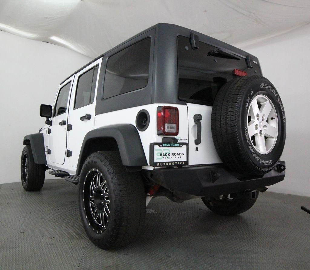 Jeep Wrangler Unlimited 4WD 4dr Sport 2016