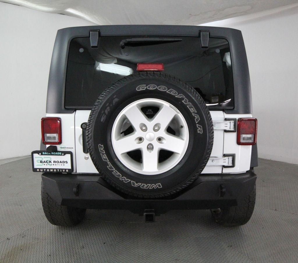 Jeep Wrangler Unlimited 4WD 4dr Sport 2016