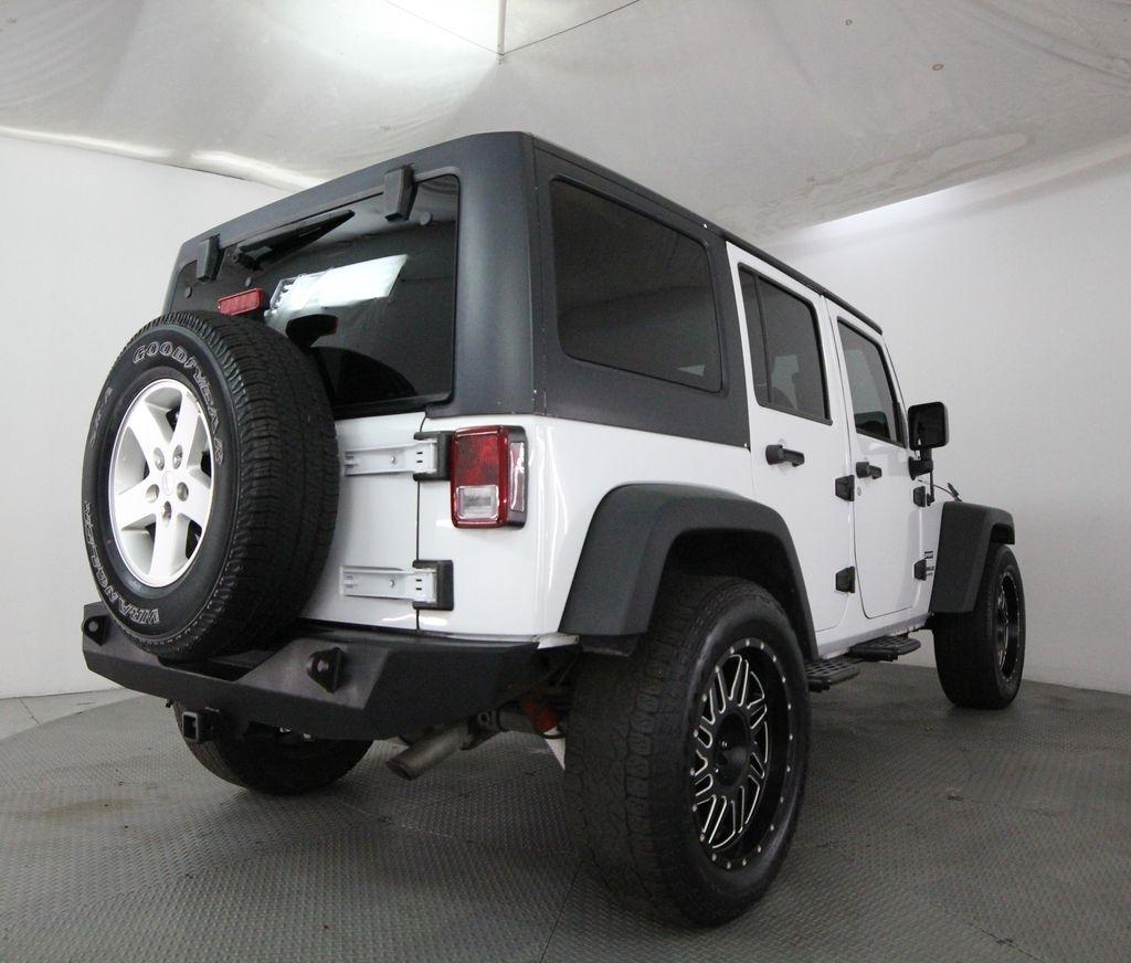 Jeep Wrangler Unlimited 4WD 4dr Sport 2016