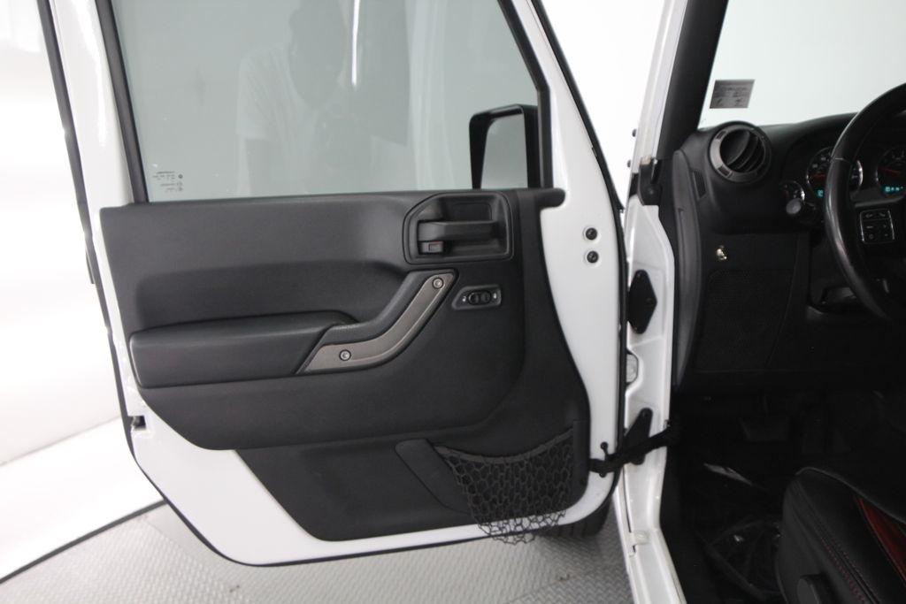 Jeep Wrangler Unlimited 4WD 4dr Sport 2016