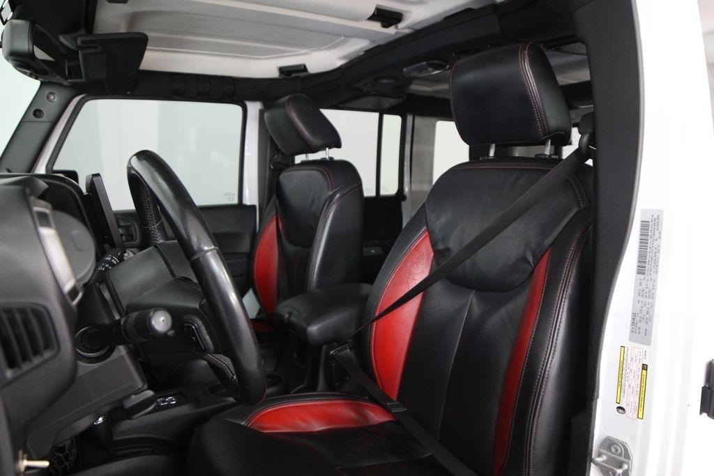 Jeep Wrangler Unlimited 4WD 4dr Sport 2016