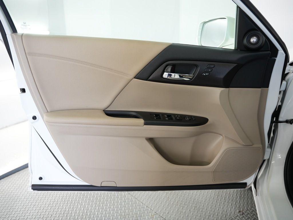 Honda Accord Sedan 4dr I4 CVT EX-L 2015