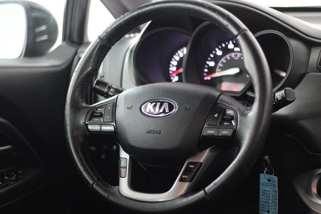 Kia Rio 5dr HB Auto EX 2013