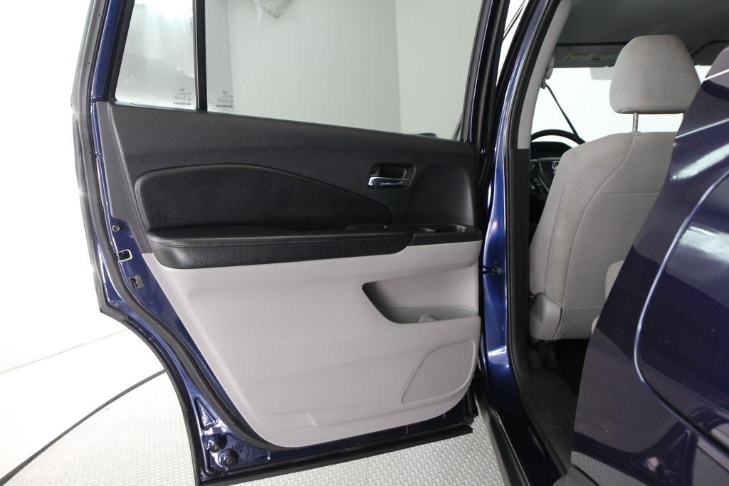 Honda Pilot AWD 4dr LX 2016