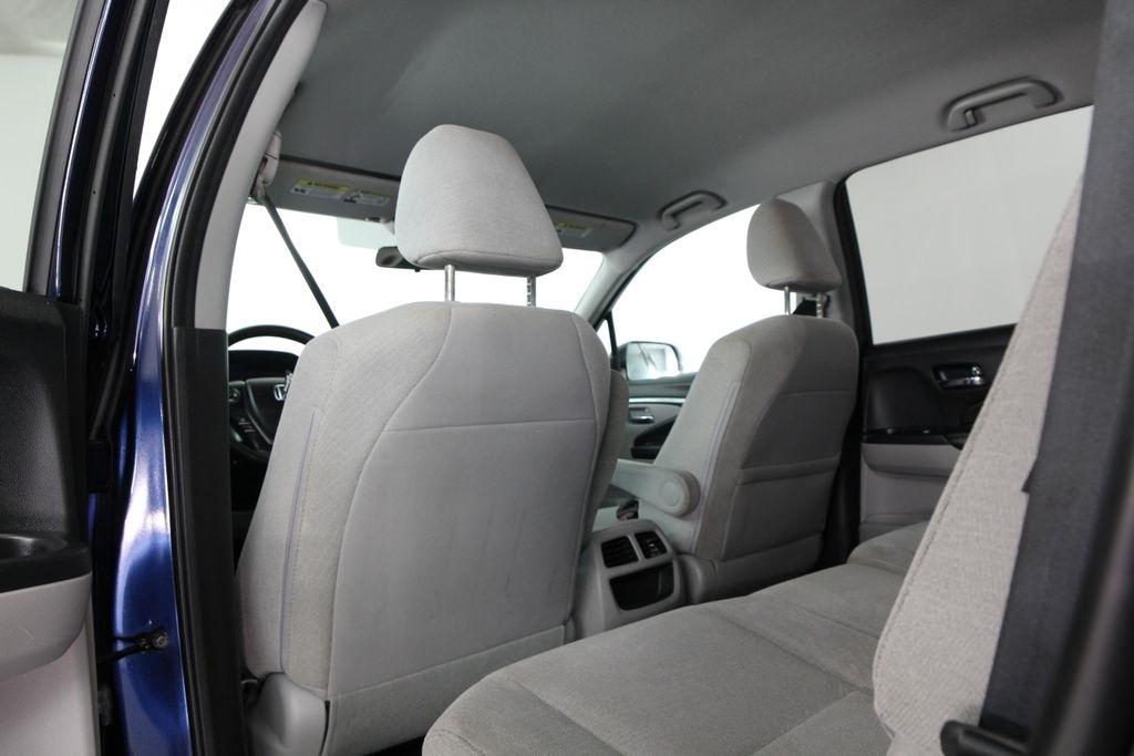 Honda Pilot AWD 4dr LX 2016
