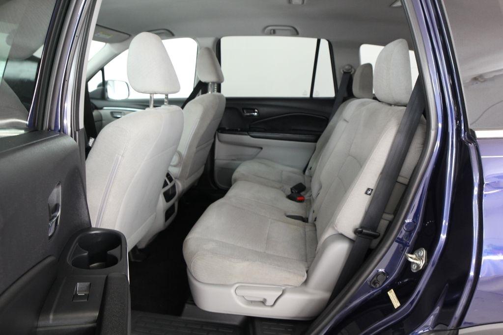 Honda Pilot AWD 4dr LX 2016