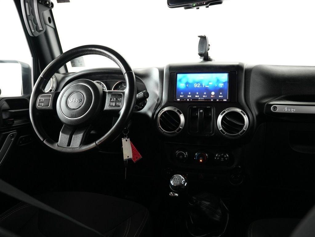 Jeep Wrangler Sahara 4x4 2017