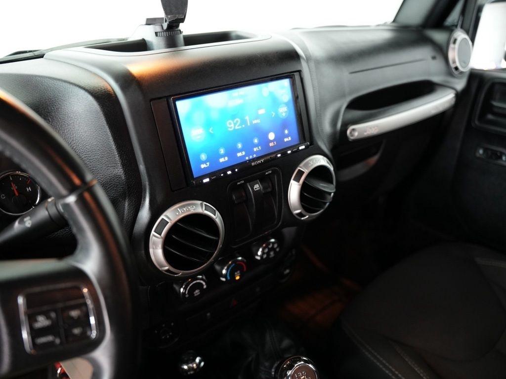 Jeep Wrangler Sahara 4x4 2017