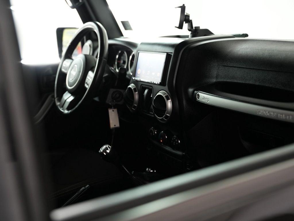 Jeep Wrangler Sahara 4x4 2017
