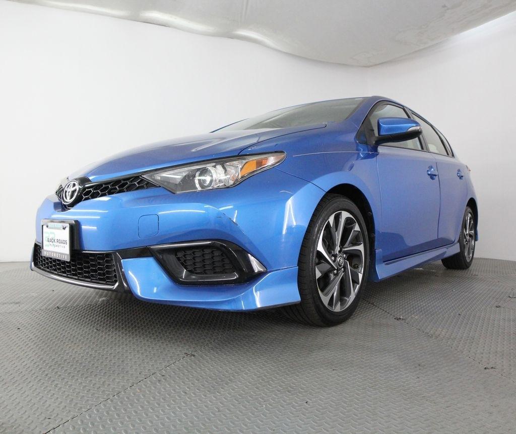 Toyota Corolla iM CVT (Natl) 2017