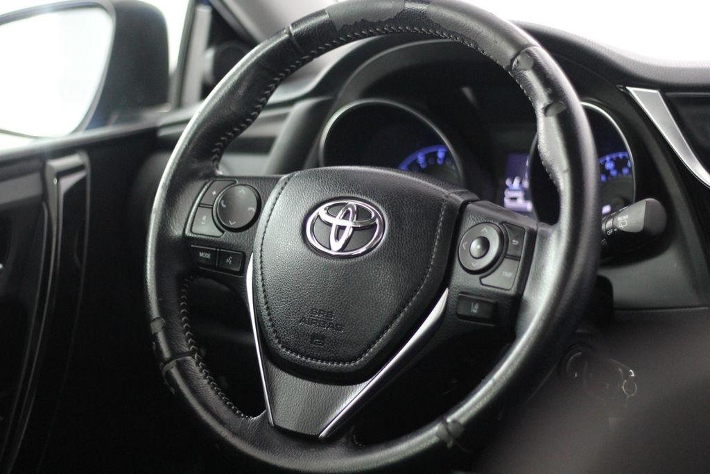 Toyota Corolla iM CVT (Natl) 2017