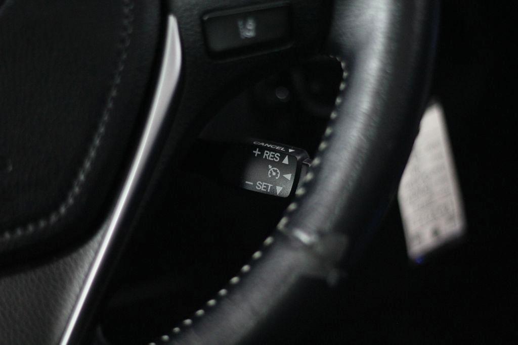 Toyota Corolla iM CVT (Natl) 2017