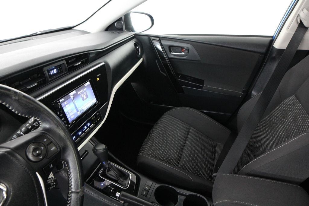 Toyota Corolla iM CVT (Natl) 2017