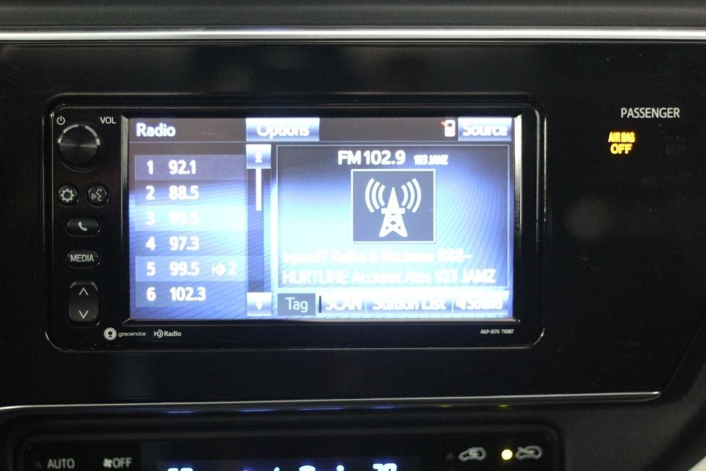 Toyota Corolla iM CVT (Natl) 2017