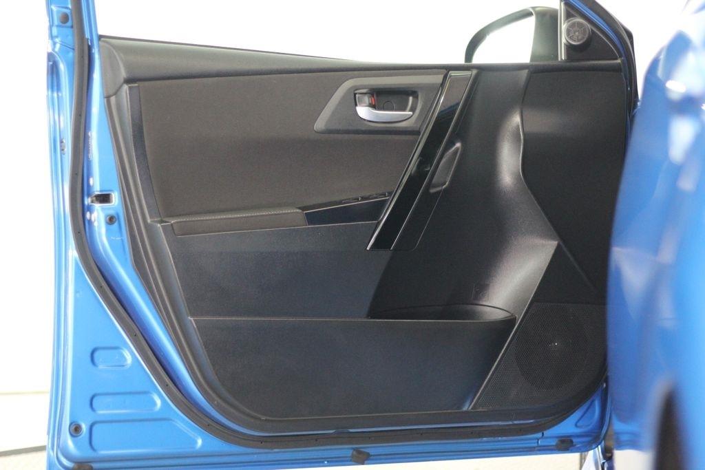 Toyota Corolla iM CVT (Natl) 2017