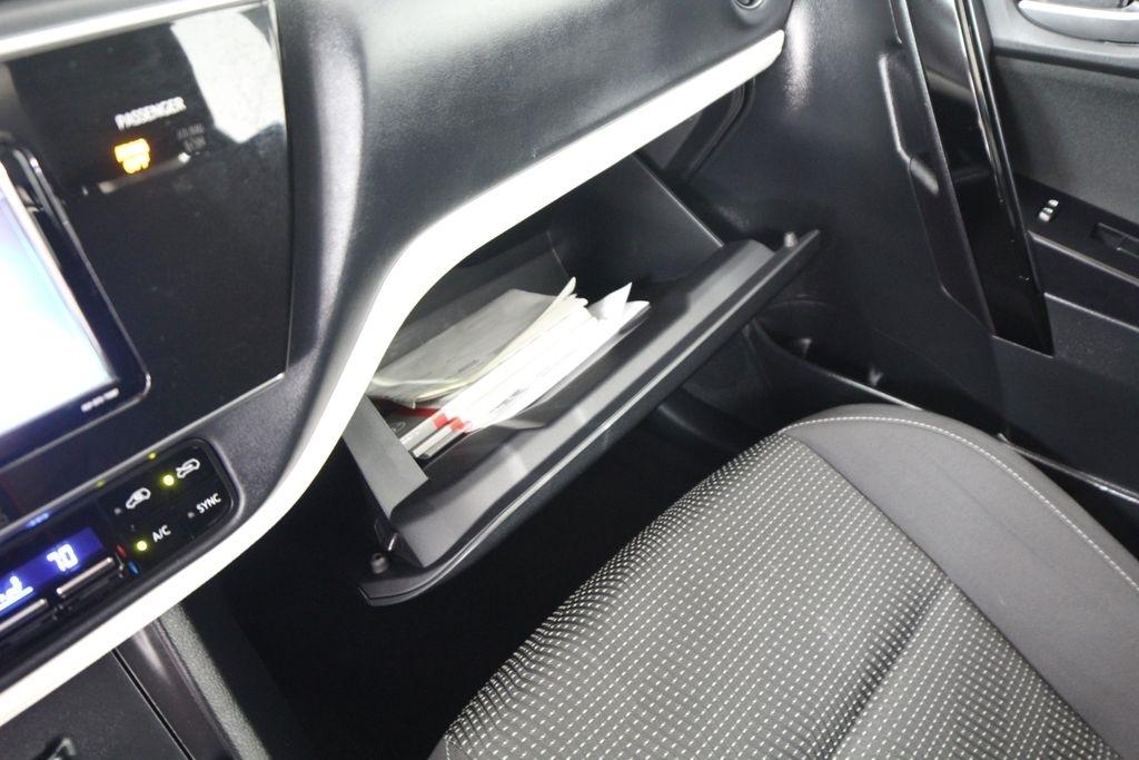Toyota Corolla iM CVT (Natl) 2017