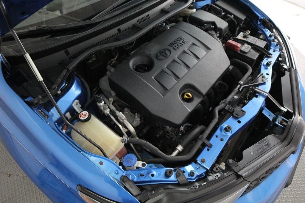 Toyota Corolla iM CVT (Natl) 2017