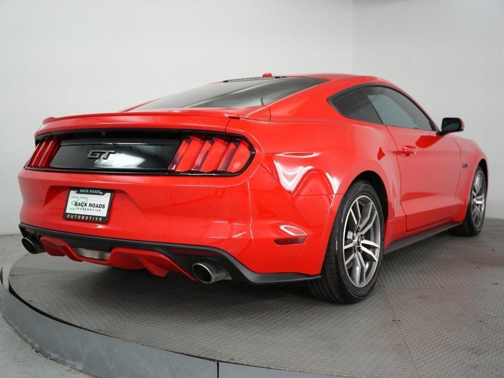 Ford Mustang 2dr Fastback GT 2015