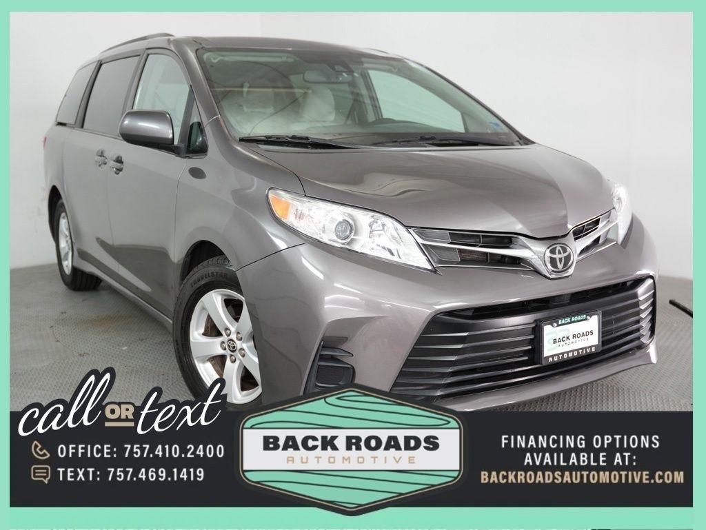 Toyota Sienna LE FWD 8-Passenger (Natl) 2020