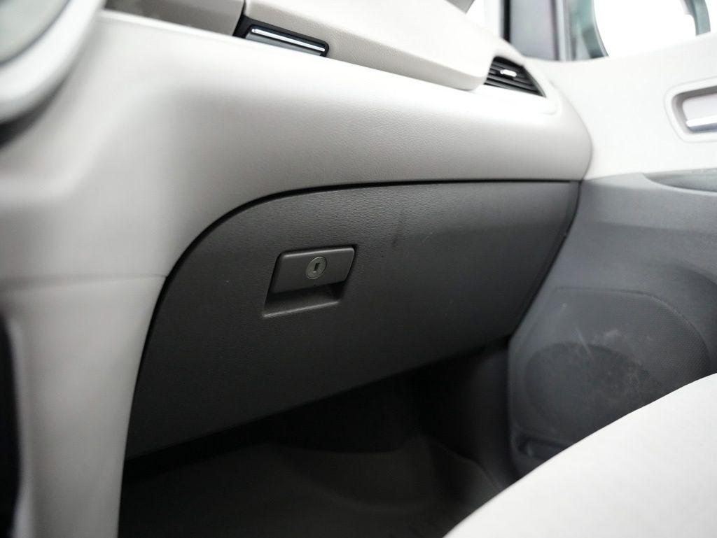 Toyota Sienna LE FWD 8-Passenger (Natl) 2020