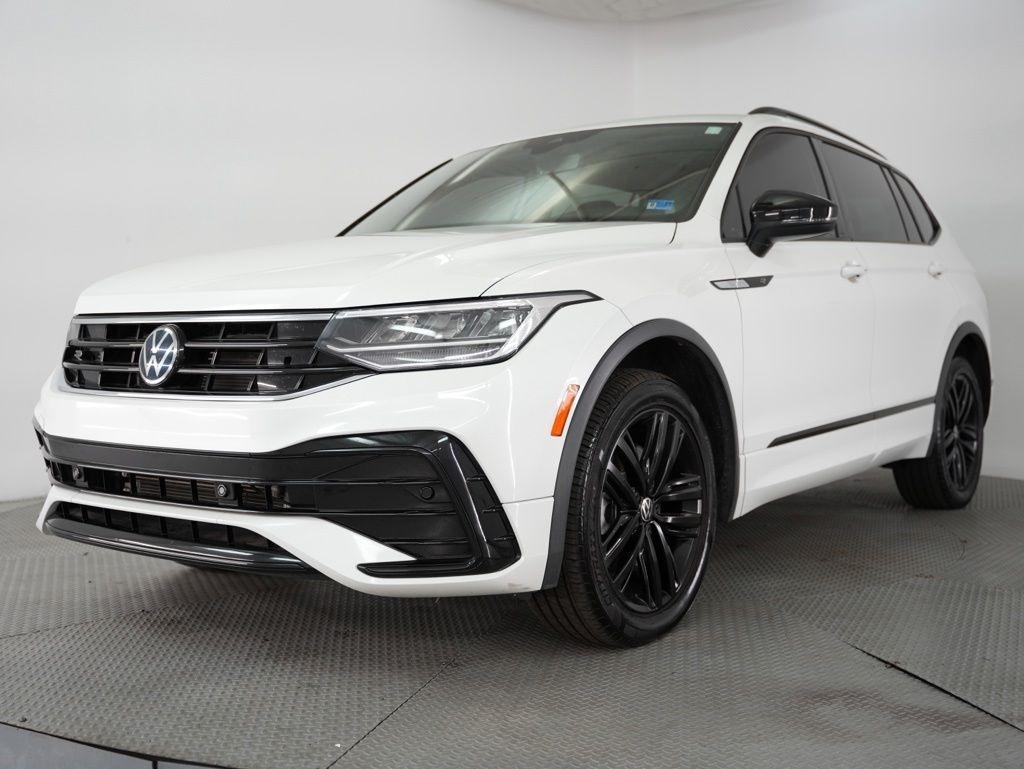 Volkswagen Tiguan 2.0T SE R-Line Black FWD 2022