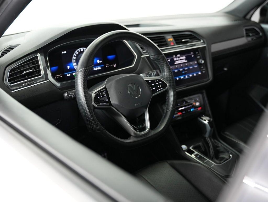 Volkswagen Tiguan 2.0T SE R-Line Black FWD 2022