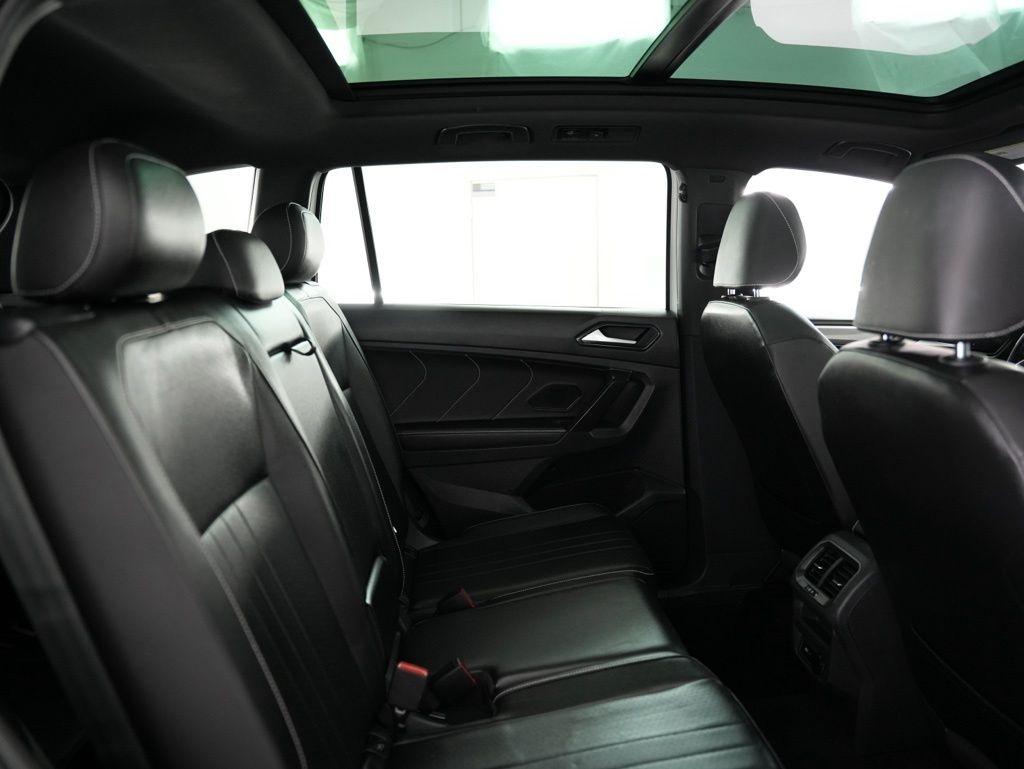 Volkswagen Tiguan 2.0T SE R-Line Black FWD 2022
