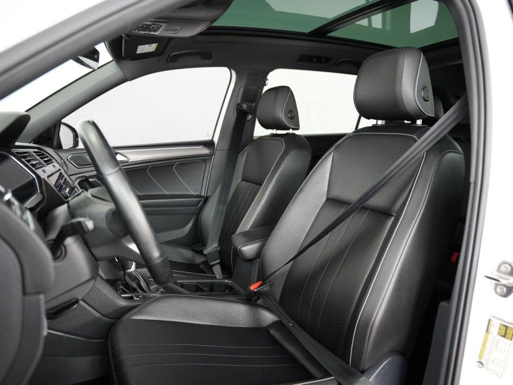 Volkswagen Tiguan 2.0T SE R-Line Black FWD 2022