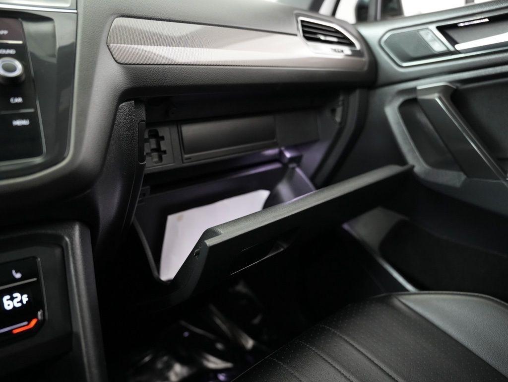 Volkswagen Tiguan 2.0T SE R-Line Black FWD 2022