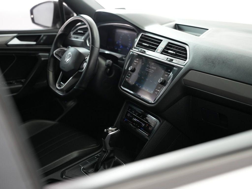 Volkswagen Tiguan 2.0T SE R-Line Black FWD 2022