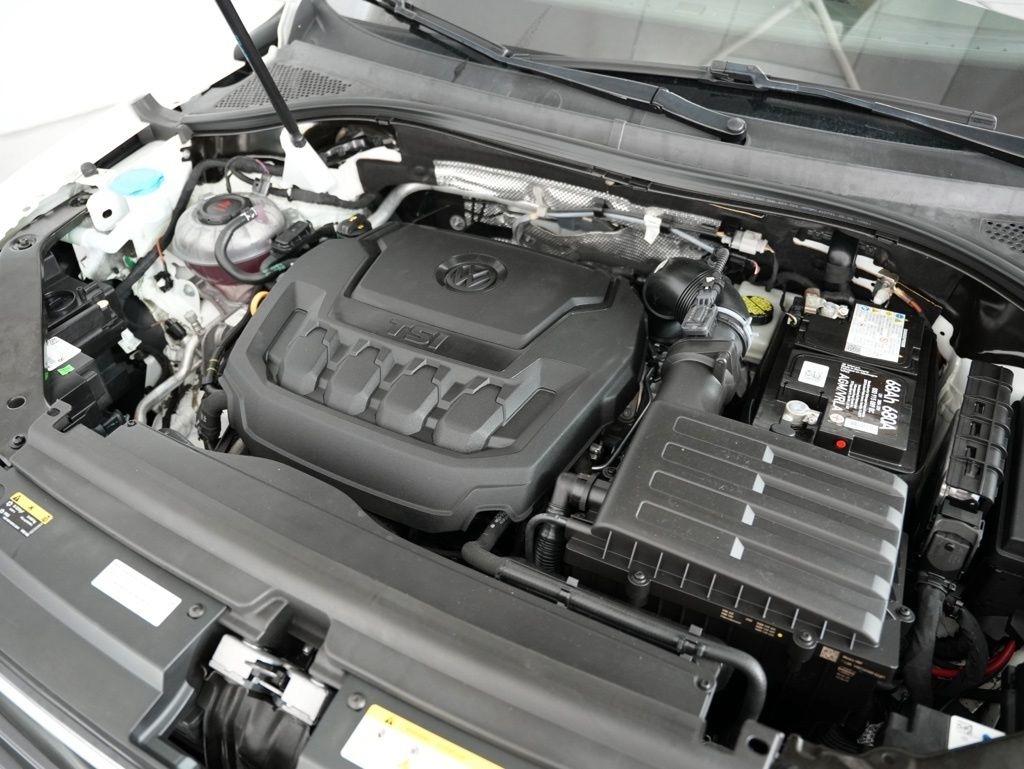 Volkswagen Tiguan 2.0T SE R-Line Black FWD 2022