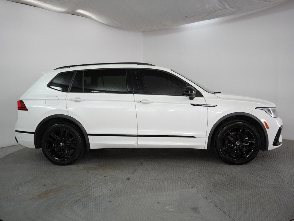 Volkswagen Tiguan 2.0T SE R-Line Black FWD 2022