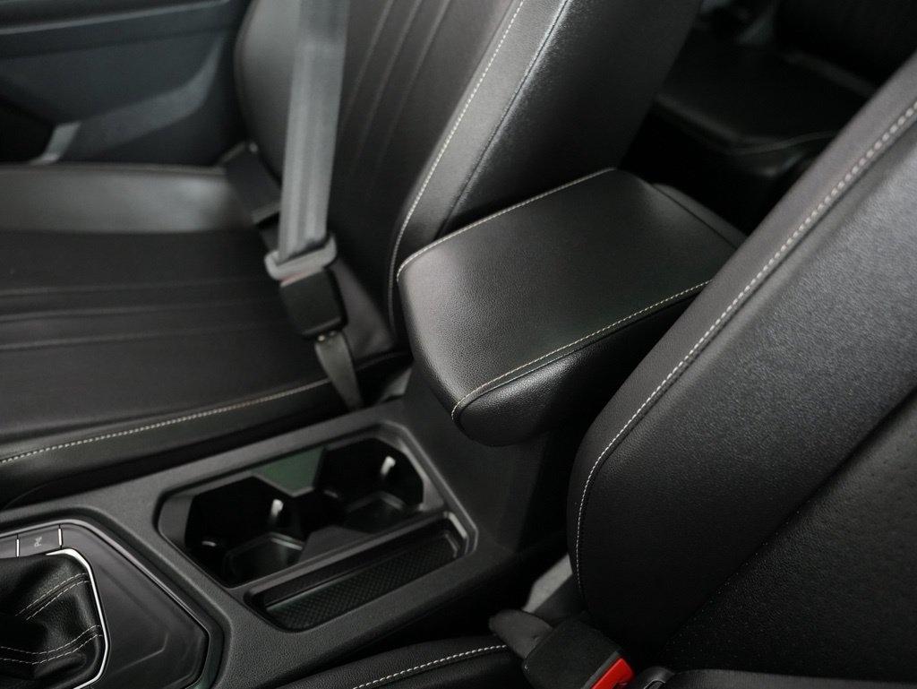Volkswagen Tiguan 2.0T SE R-Line Black FWD 2022