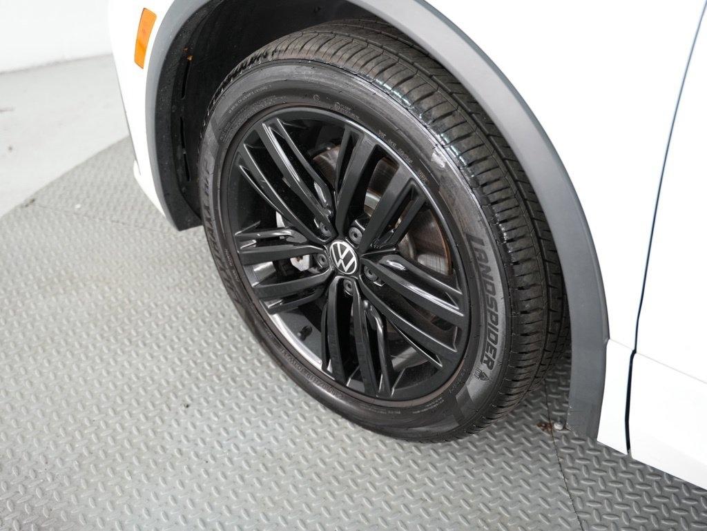 Volkswagen Tiguan 2.0T SE R-Line Black FWD 2022