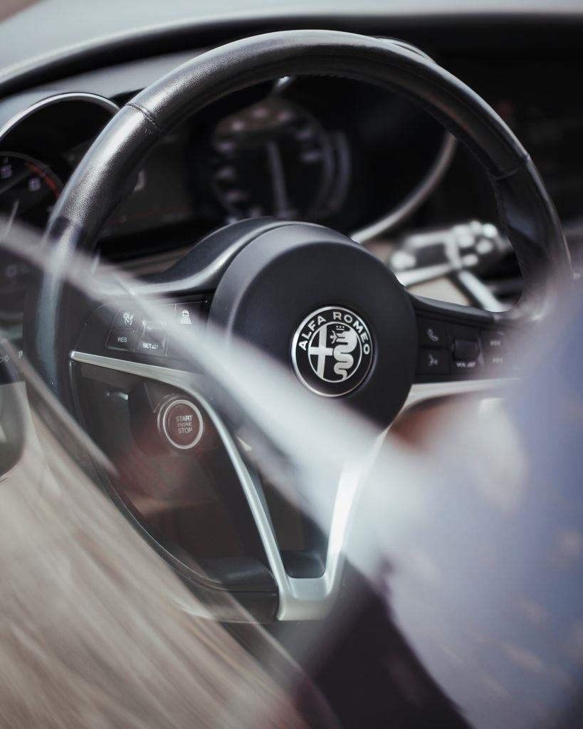 Alfa Romeo Giulia Ti Lusso AWD 2018