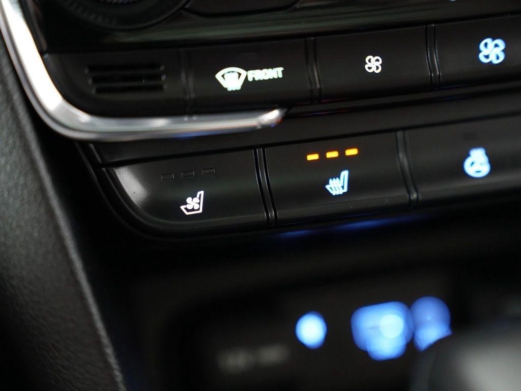 Hyundai Santa Fe Limited 2.0T Auto AWD 2020