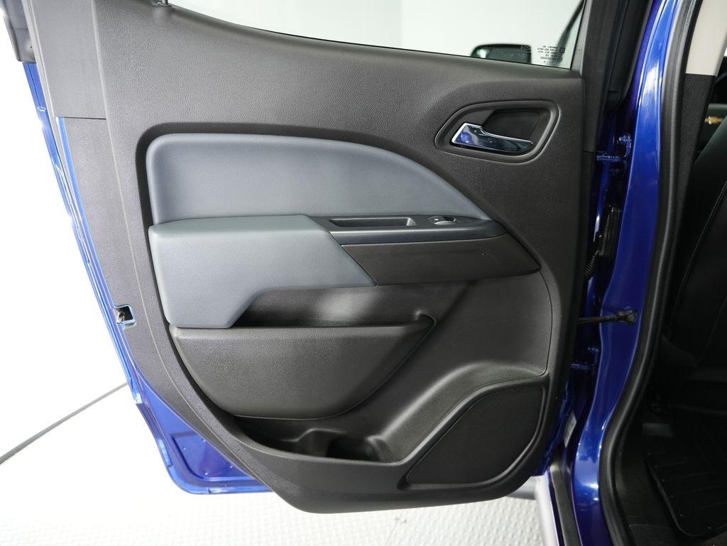 Chevrolet Colorado 2WD Crew Cab 128.3" Z71 2015