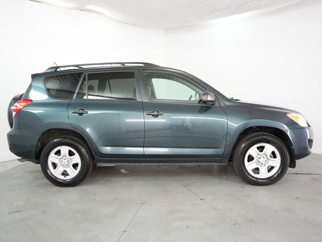 Toyota RAV4 4WD 4dr I4 (Natl) 2012