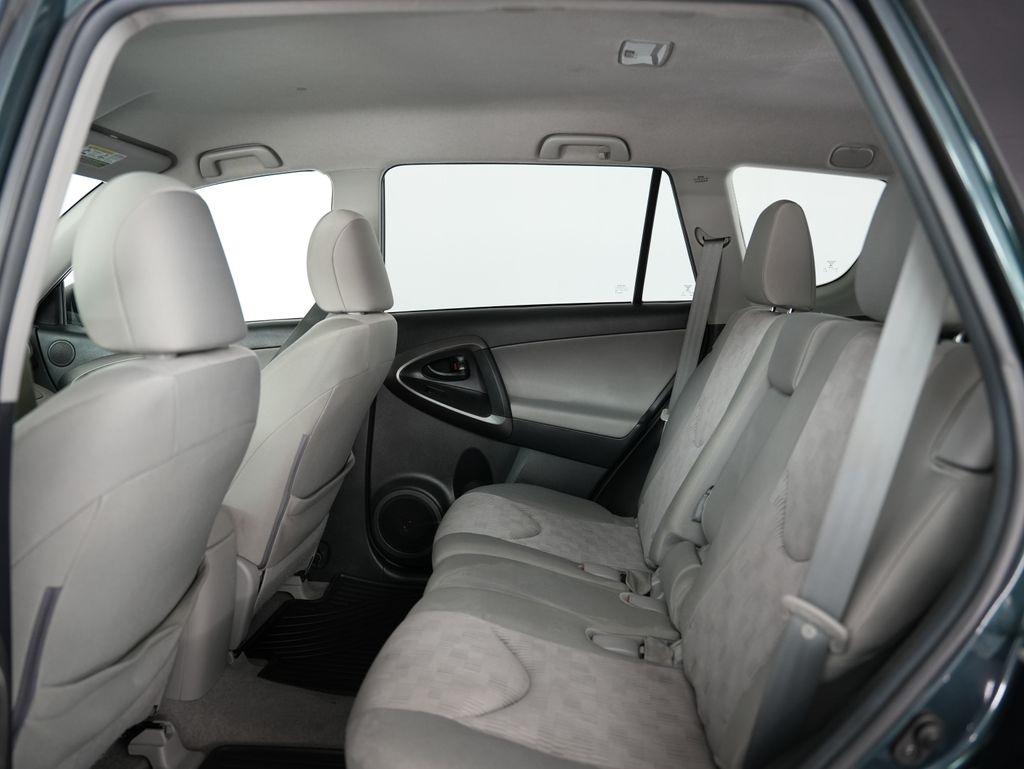 Toyota RAV4 4WD 4dr I4 (Natl) 2012