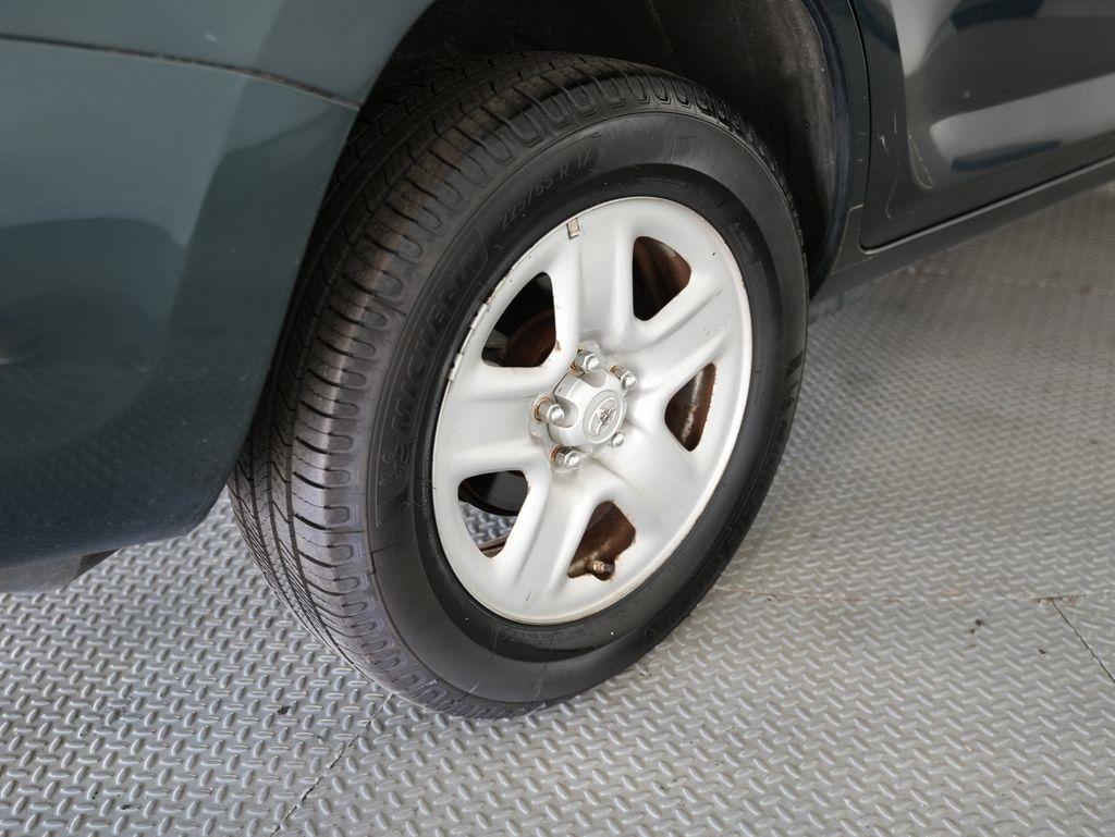 Toyota RAV4 4WD 4dr I4 (Natl) 2012