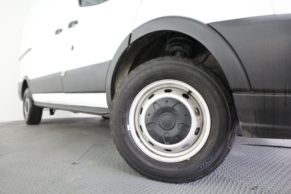 Ford Transit Van T-250 130" Med Rf 9000 GVWR Sliding RH Dr 2019