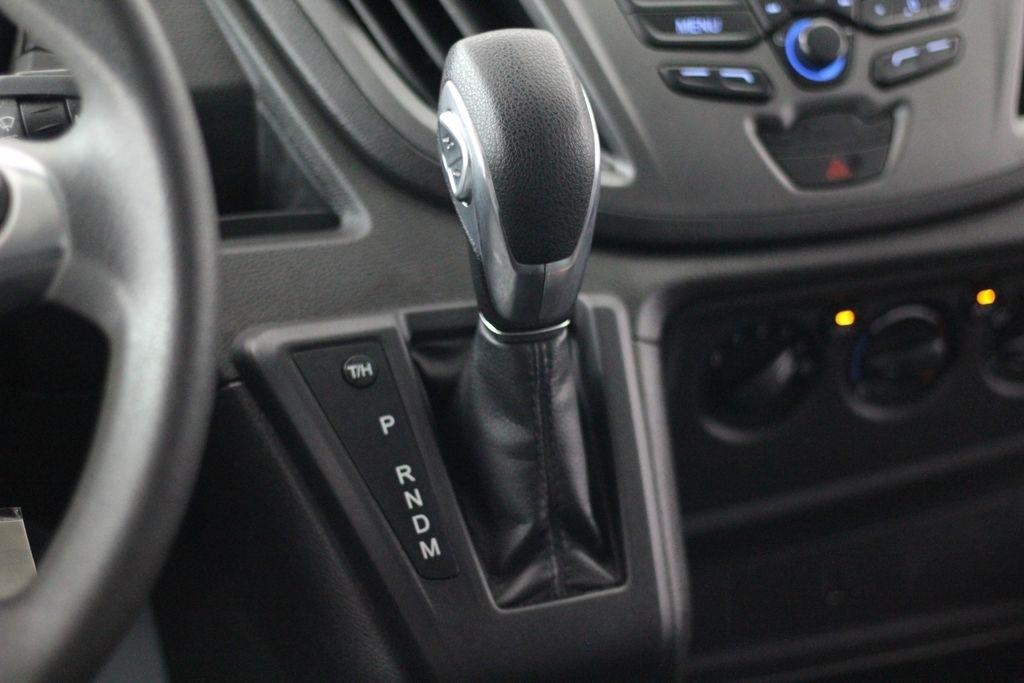 Ford Transit Van T-250 130" Med Rf 9000 GVWR Sliding RH Dr 2019
