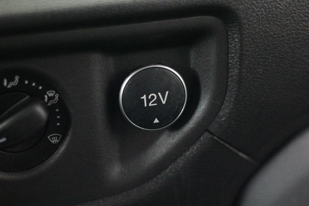 Ford Transit Van T-250 130" Med Rf 9000 GVWR Sliding RH Dr 2019