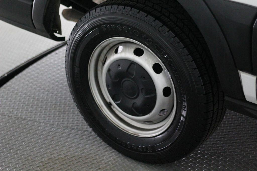 Ford Transit Van T-250 130" Med Rf 9000 GVWR Sliding RH Dr 2019