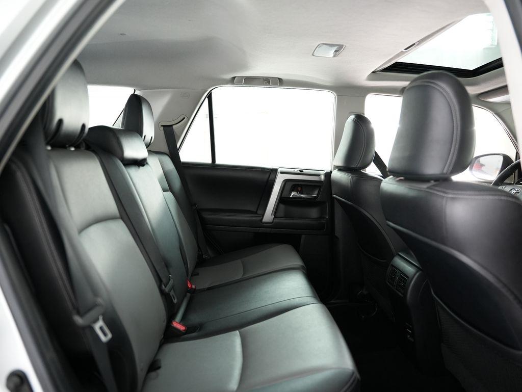 Toyota 4Runner 4WD 4dr V6 Trail Premium (Natl) 2014