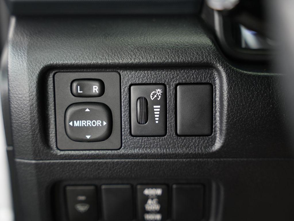 Toyota 4Runner 4WD 4dr V6 Trail Premium (Natl) 2014