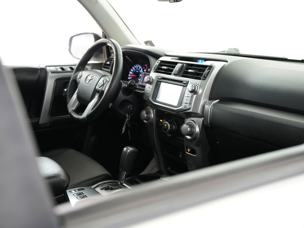Toyota 4Runner 4WD 4dr V6 Trail Premium (Natl) 2014