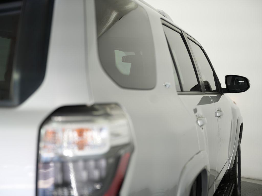 Toyota 4Runner 4WD 4dr V6 Trail Premium (Natl) 2014