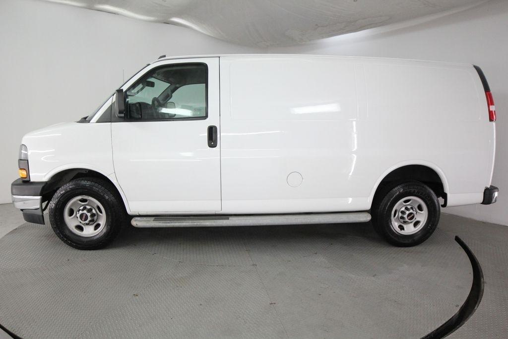 GMC Savana Cargo Van RWD 2500 135" 2019